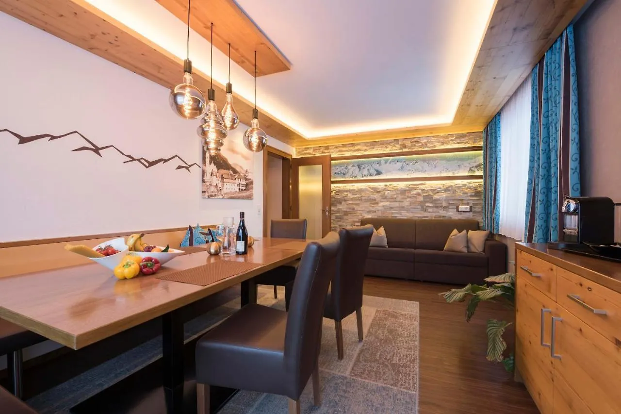 Hotel Garni Mirabell Ischgl