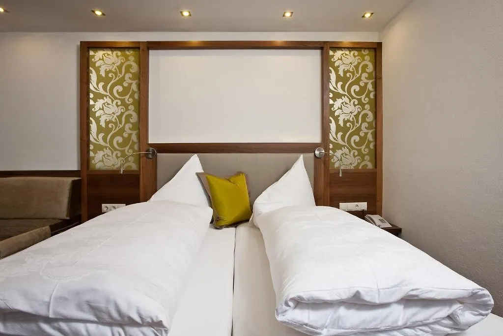 Hotel Garni Mirabell Ischgl
