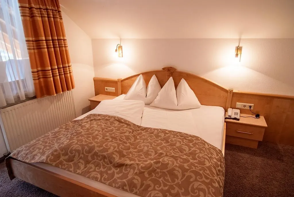 Hotel Garni Mirabell Ischgl